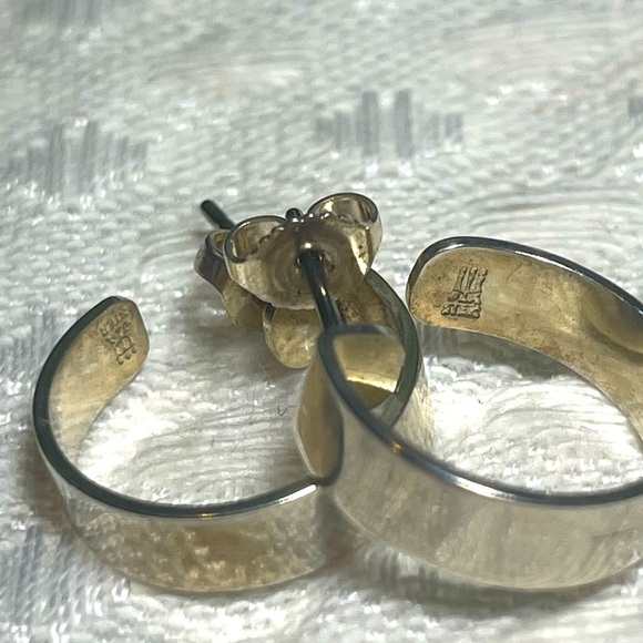James Avery Jewelry - James Avery retired earring hoops 925 sterling